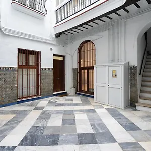 https://cdz-santiago-terry-apartamento-centrico-en-cadiz.es-andalucia.com